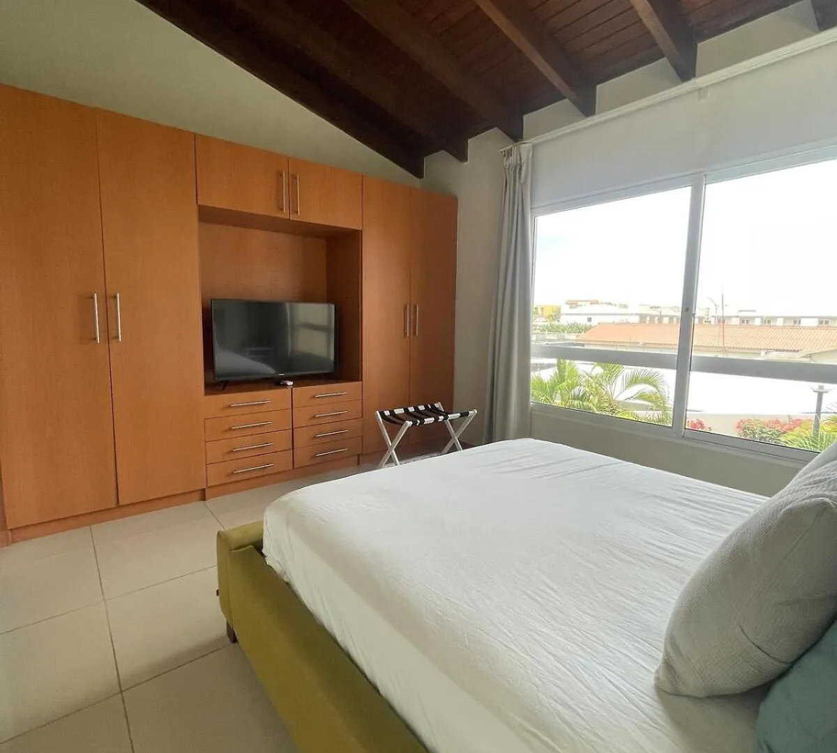 Holiday home Eagle Beach Luxury House, Walking Distance To The Beach Palm Beach Aruba