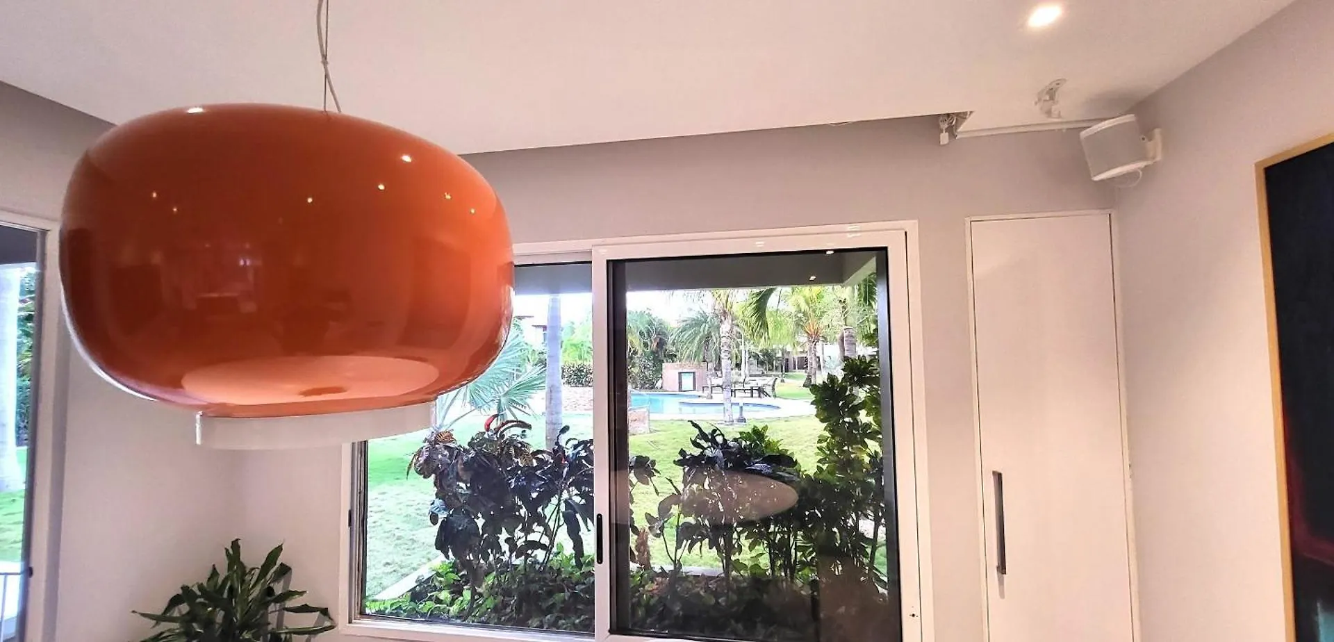 Dom wakacyjny Eagle Beach Luxury House, Walking Distance To The Beach Palm Beach