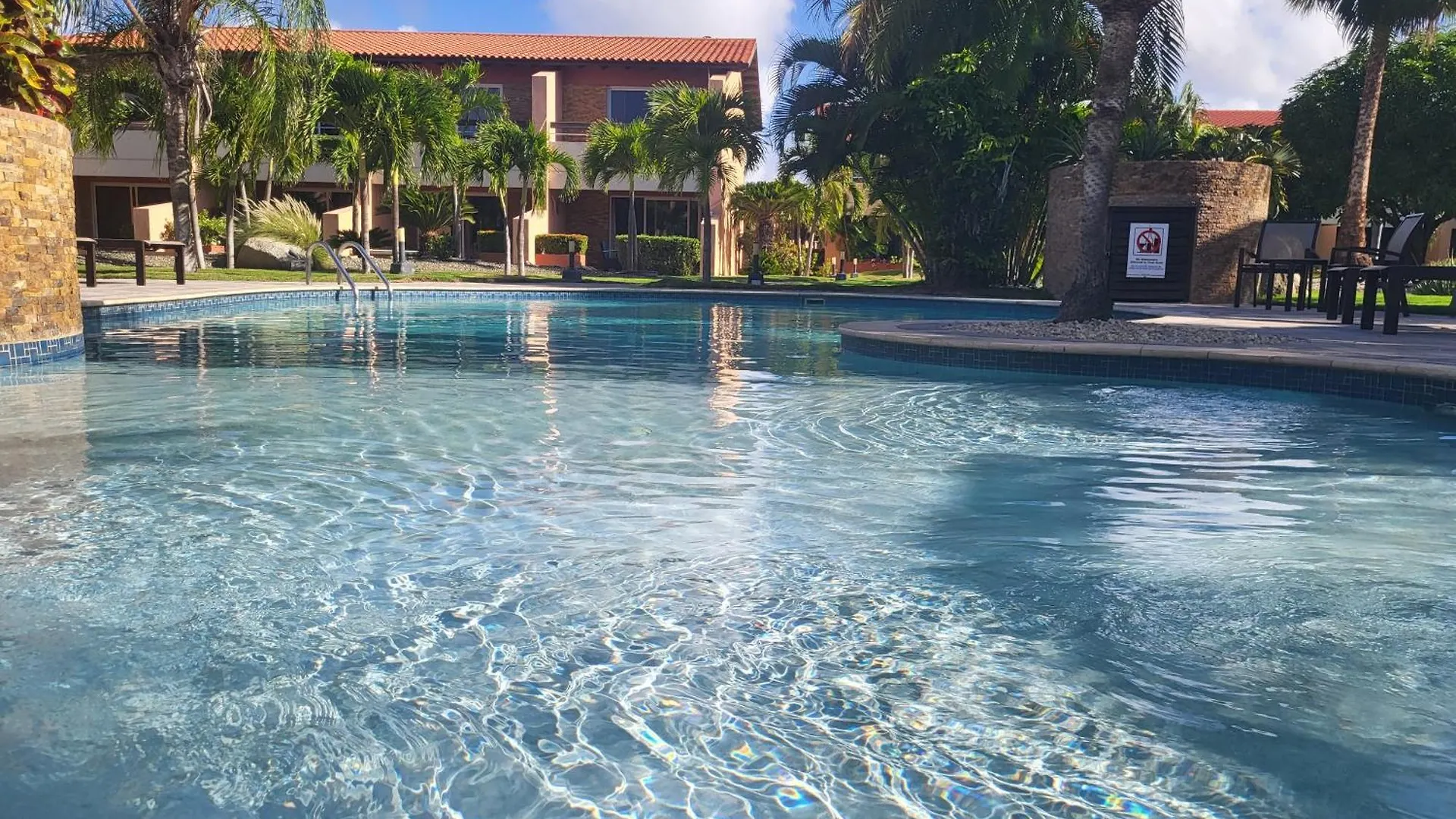 Dom wakacyjny Eagle Beach Luxury House, Walking Distance To The Beach Palm Beach Aruba